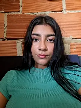 Snapshot of Sweed-virgin-pussy chatting on 07.28.26 Sweed-virgin-pussy online show from 07.28.26