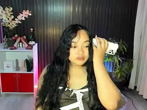 UrFavouriteCravings online show from 10.26.25