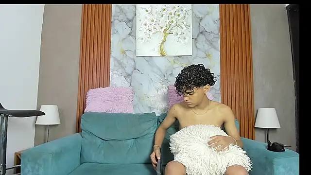 VERY HOT GUYS online show from 06.04.26