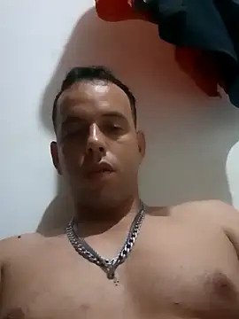 Snapshot of leon_huf chatting on 02.10.26 leon huf online show from 02.10.26