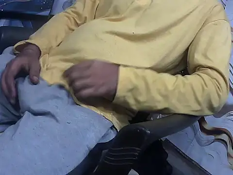 Snapshot of sanamarmaan chatting on 10.19.25 sanamarmaan online show from 10.19.25