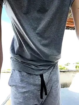 Snapshot of LiamMyst chatting on 11.14.25 LiamMyst online show from 11.14.25