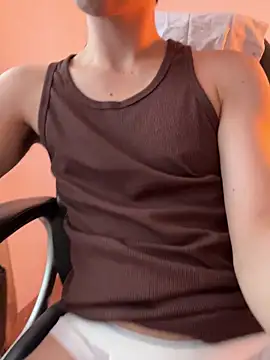 Snapshot of LiamMyst chatting on 11.18.25 LiamMyst online show from 11.18.25