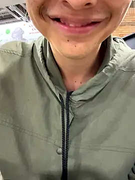 Snapshot of LiamMyst chatting on 01.12.26 LiamMyst online show from 01.12.26