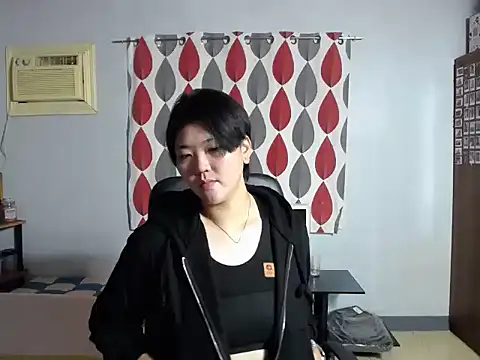 Snapshot of lady_fingertips chatting on 10.01.25 lady fingertips online show from 10.01.25