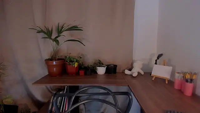 Snapshot of AmaruBloom chatting on 03.17.26 AmaruBloom online show from 03.17.26