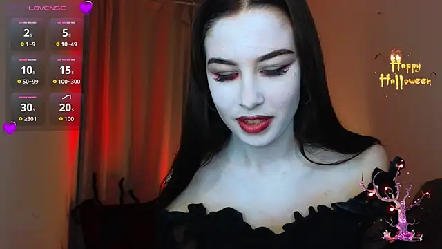 ChloeSammers online show from 10.31.25