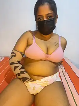 Snapshot of bunny_somya chatting on 11.30.25 bunny somya online show from 11.30.25