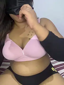 Snapshot of bunny_somya chatting on 02.01.26 bunny somya online show from 02.01.26