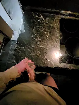 Snapshot of rezzzze chatting on 02.09.26 rezzzze online show from 02.09.26