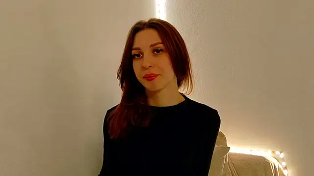 Snapshot of Sia_a chatting on 11.25.25 Sia a online show from 11.25.25