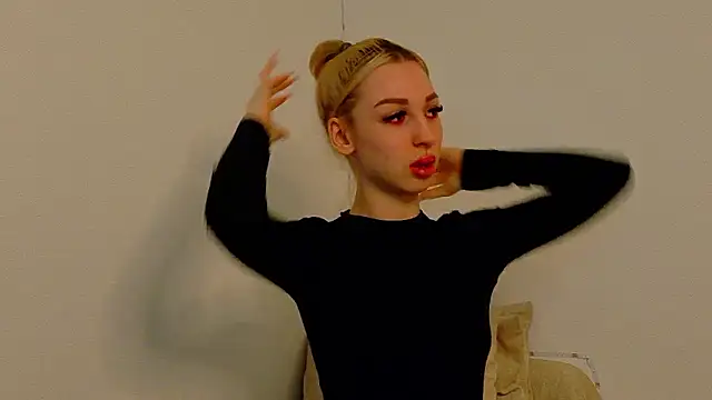 Snapshot of Sia_a chatting on 01.12.26 Sia a online show from 01.12.26