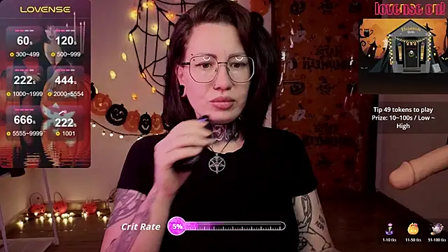 Snapshot of Senorita__Dakota chatting on 10.21.25 Senorita  Dakota online show from 10.21.25