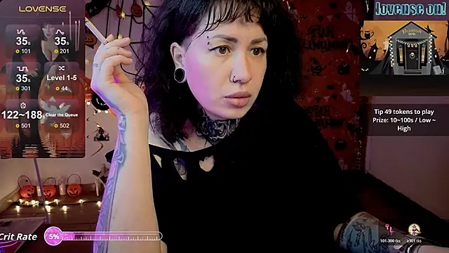 Snapshot of Senorita__Dakota chatting on 10.29.25 Senorita  Dakota online show from 10.29.25