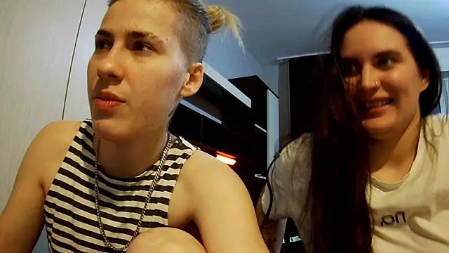 Mary 12 online show from 10.16.25