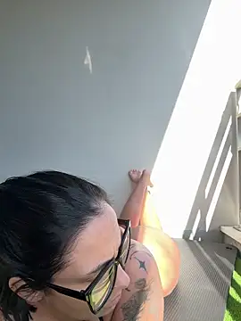 Snapshot of LaPetiteKim chatting on 03.04.26 LaPetiteKim online show from 03.04.26