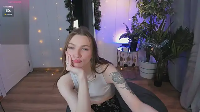 PollyMayer online show from 12.14.25