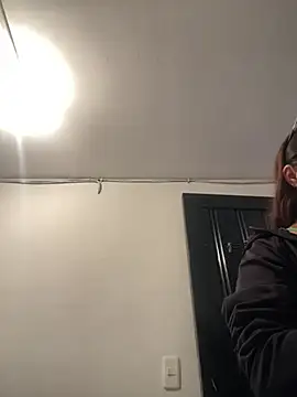 Snapshot of mia_fox4 chatting on 02.04.26 mia fox4 online show from 02.04.26