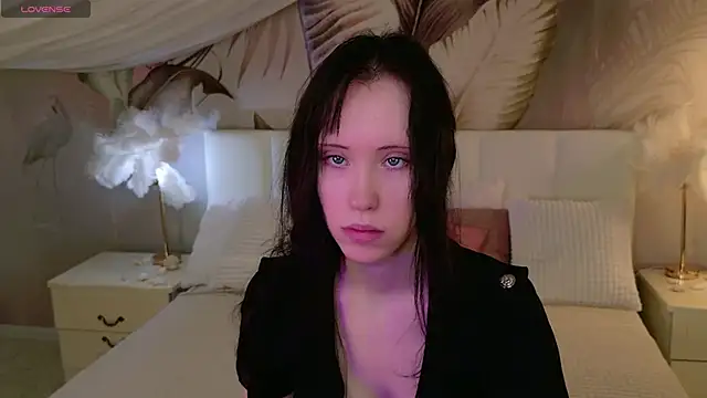 Melissa Gonzales online show from 10.04.25