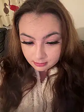 Snapshot of MadelineLeah chatting on 06.02.26 MadelineLeah online show from 06.02.26