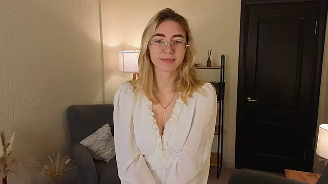 KatherineWill online show from 10.09.25