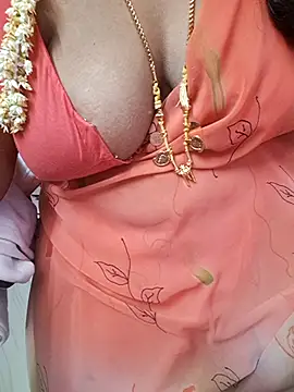 Snapshot of Tamil_Ammani chatting on 05.07.26 Tamil Ammani online show from 05.07.26