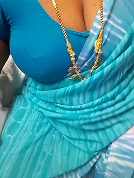 Snapshot of Tamil_Ammani chatting on 05.11.26 Tamil Ammani online show from 05.11.26