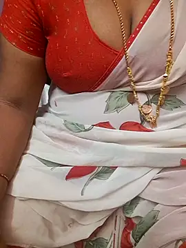 Snapshot of Tamil_Ammani chatting on 06.01.26 Tamil Ammani online show from 06.01.26