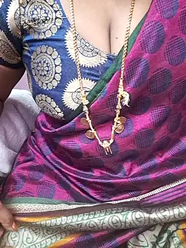 Snapshot of Tamil_Ammani chatting on 06.04.26 Tamil Ammani online show from 06.04.26