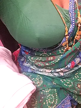 Snapshot of Tamil_Ammani chatting on 06.24.26 Tamil Ammani online show from 06.24.26