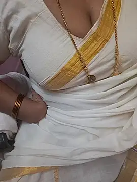 Snapshot of Tamil_Ammani chatting on 06.30.26 Tamil Ammani online show from 06.30.26