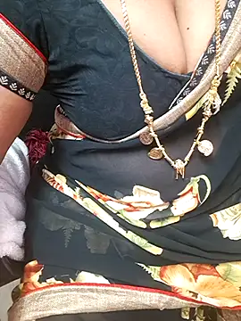 Snapshot of Tamil_Ammani chatting on 07.19.26 Tamil Ammani online show from 07.19.26