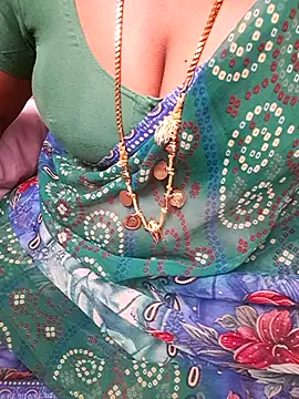 Snapshot of Tamil_Ammani chatting on 07.27.26 Tamil Ammani online show from 07.27.26