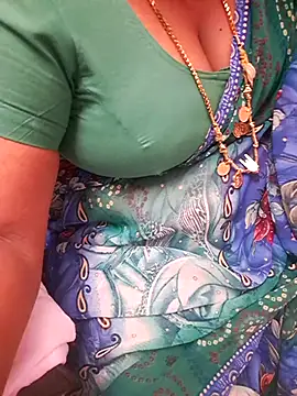 Snapshot of Tamil_Ammani chatting on 07.29.26 Tamil Ammani online show from 07.29.26