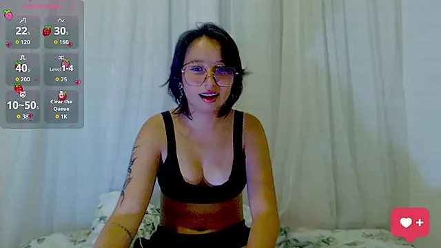 Snapshot of Klaret_Toy chatting on 02.21.26 Klaret Toy online show from 02.21.26