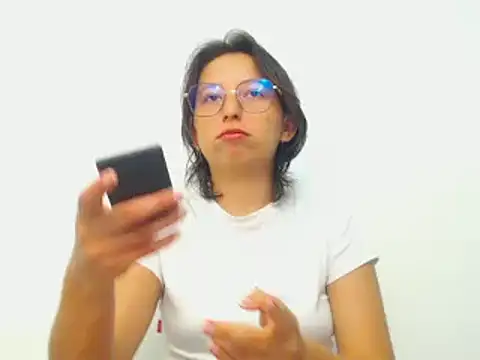 Snapshot of Klaret_Toy chatting on 03.13.26 Klaret Toy online show from 03.13.26