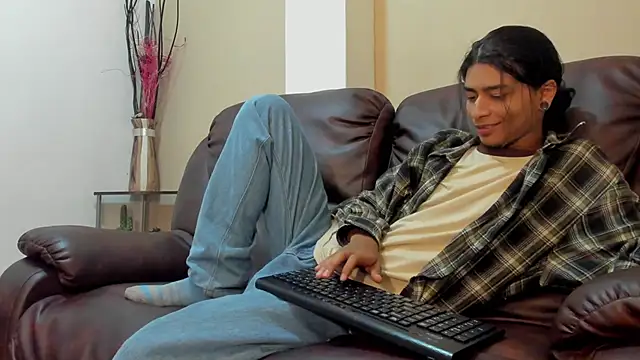 Snapshot of Dickie_Dicking chatting on 10.07.25 Dickie Dicking online show from 10.07.25