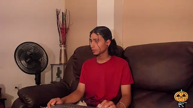 Snapshot of Dickie_Dicking chatting on 10.16.25 Dickie Dicking online show from 10.16.25