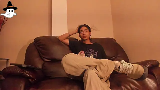 Snapshot of Dickie_Dicking chatting on 10.22.25 Dickie Dicking online show from 10.22.25