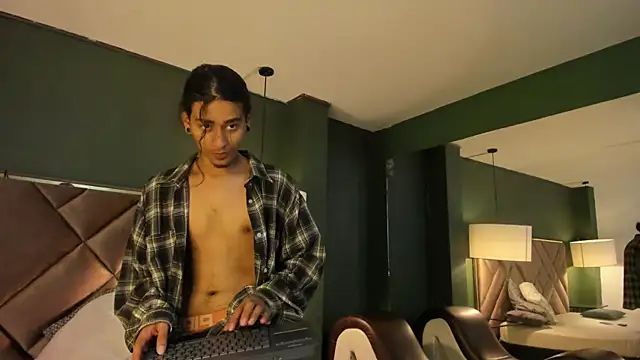 Snapshot of Dickie_Dicking chatting on 11.19.25 Dickie Dicking online show from 11.19.25