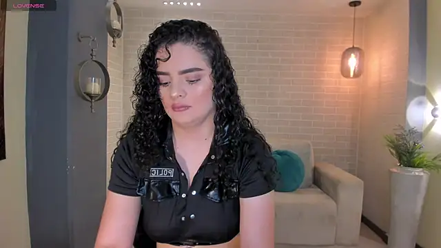 KylieJenkins online show from 11.22.25