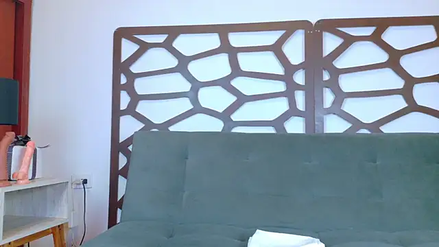 ashley jonee online show from 12.17.25