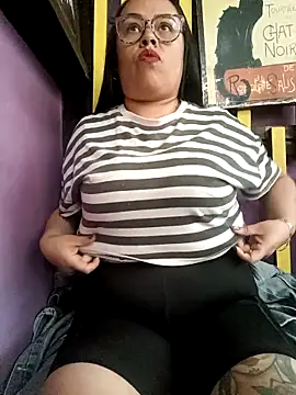 Italia 12 online show from 10.17.25