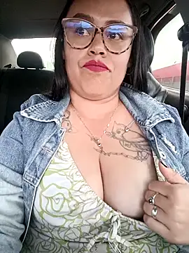 Italia 12 online show from 10.21.25