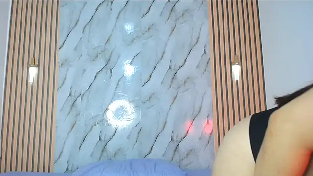 Snapshot of PiaGelvez chatting on 11.07.25 PiaGelvez online show from 11.07.25