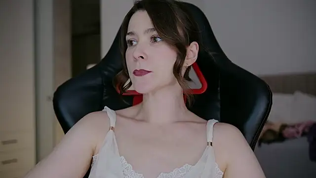 WowHelloAlice online show from 03.15.26