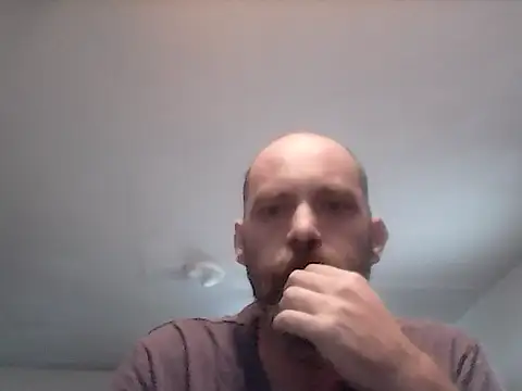 Snapshot of crazyheratic8 chatting on 11.09.25 crazyheratic8 online show from 11.09.25