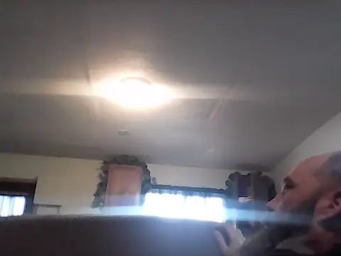 Snapshot of crazyheratic8 chatting on 02.12.26 crazyheratic8 online show from 02.12.26