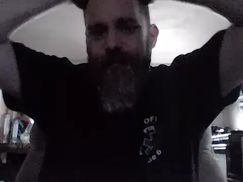 Snapshot of crazyheratic8 chatting on 02.19.26 crazyheratic8 online show from 02.19.26