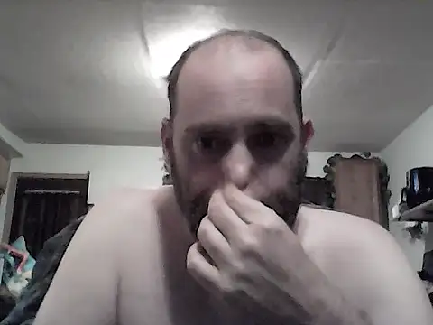 Snapshot of crazyheratic8 chatting on 02.23.26 crazyheratic8 online show from 02.23.26